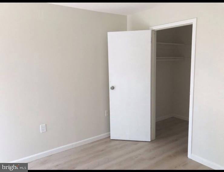 CHELSEA WOODS-PHASE 3> - Residential Lease