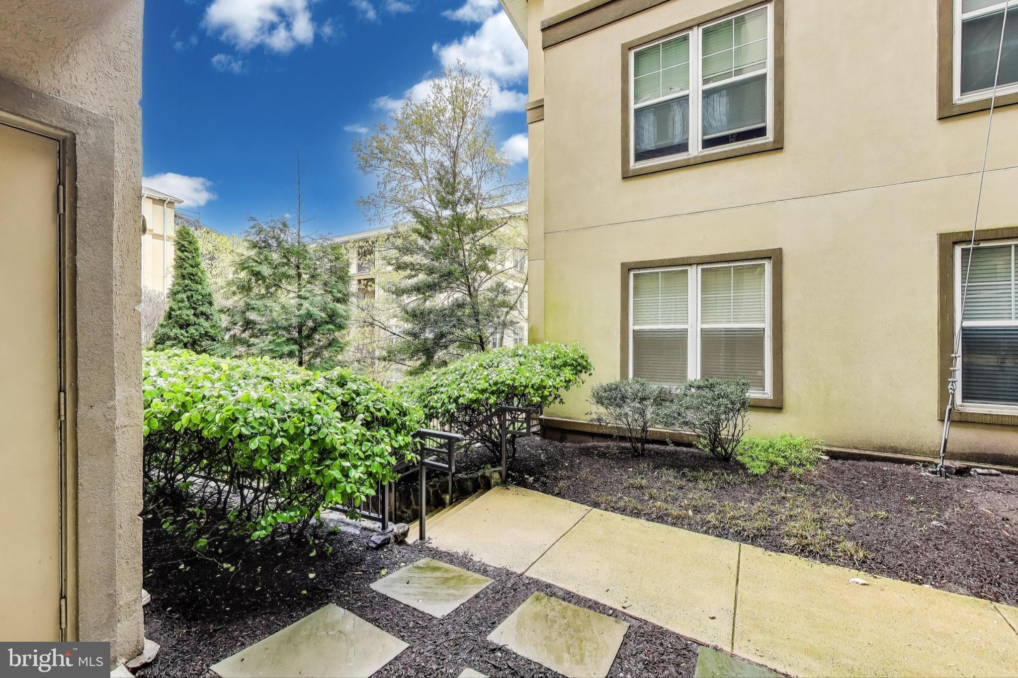 WHITE FLINT STATION - Residential Lease