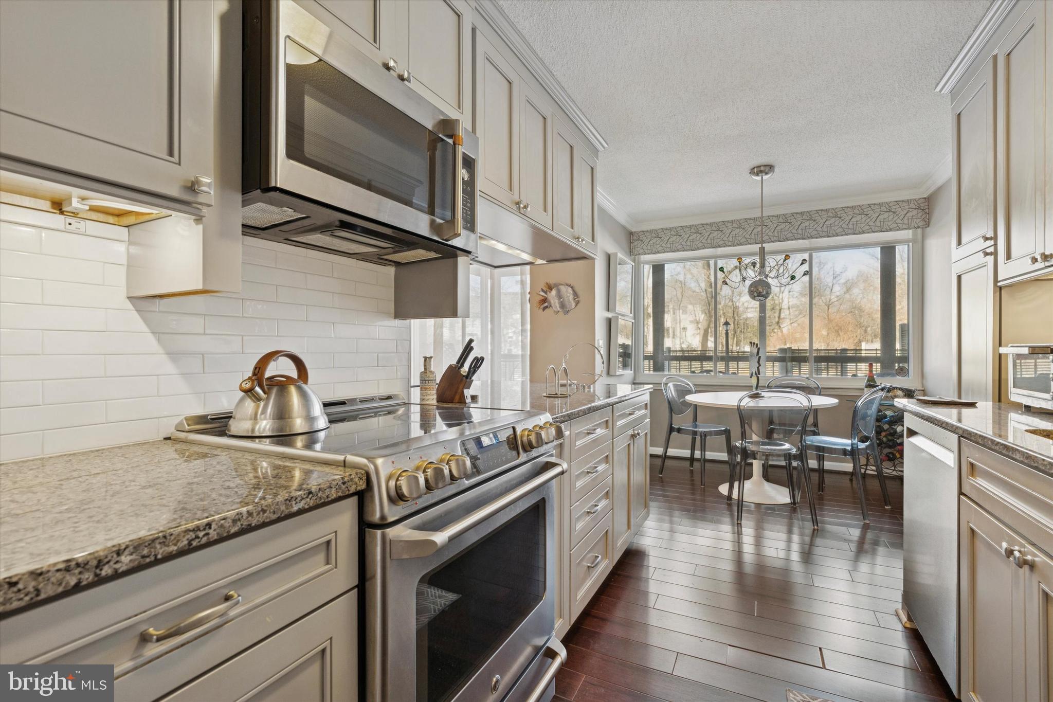 BRIAR HOUSE - Residential