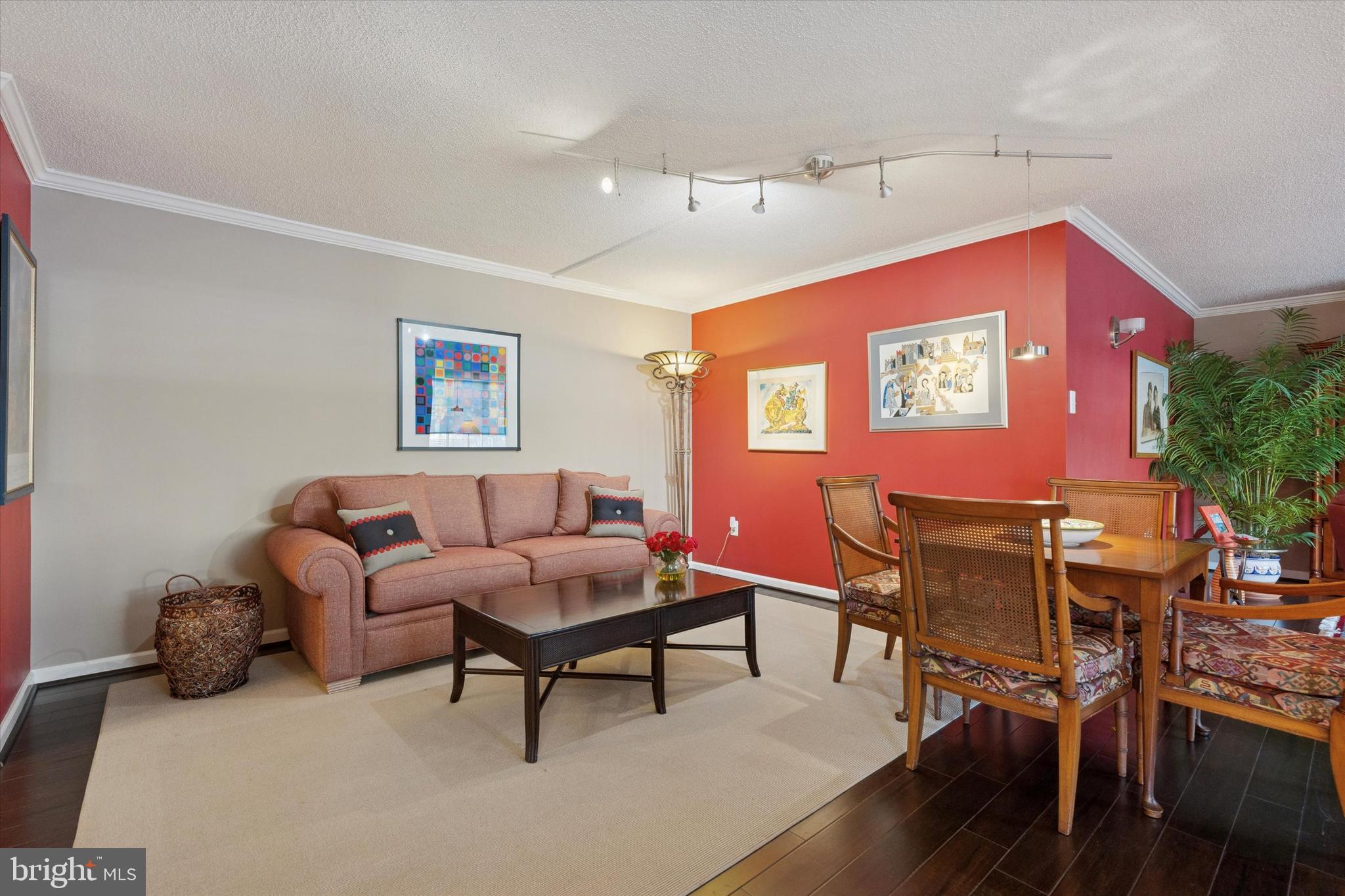 BRIAR HOUSE - Residential