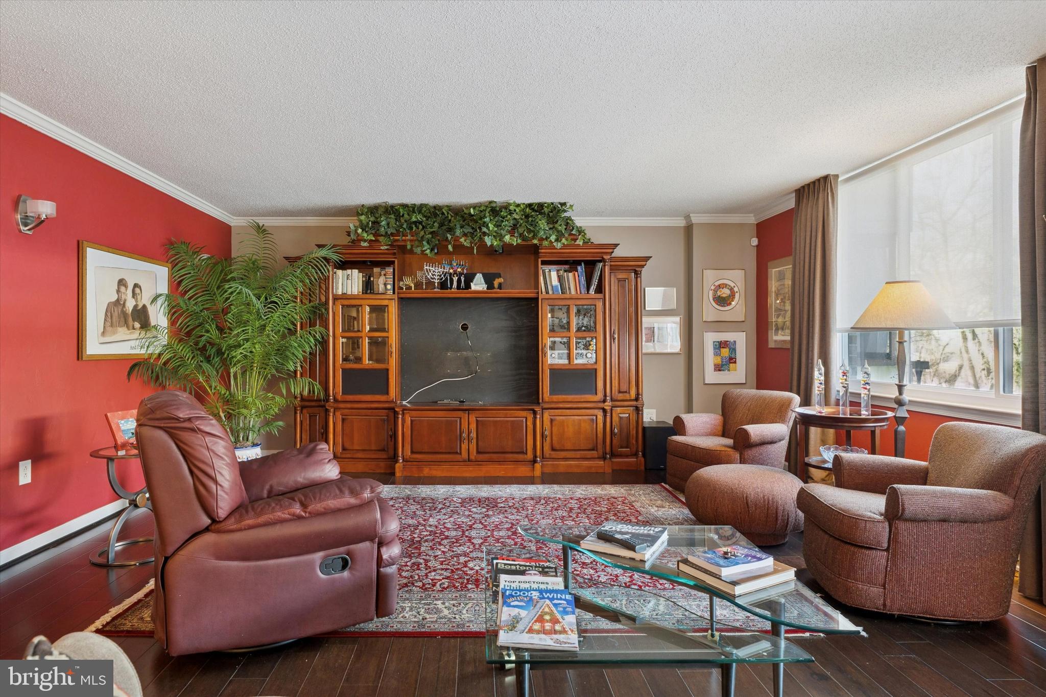 BRIAR HOUSE - Residential