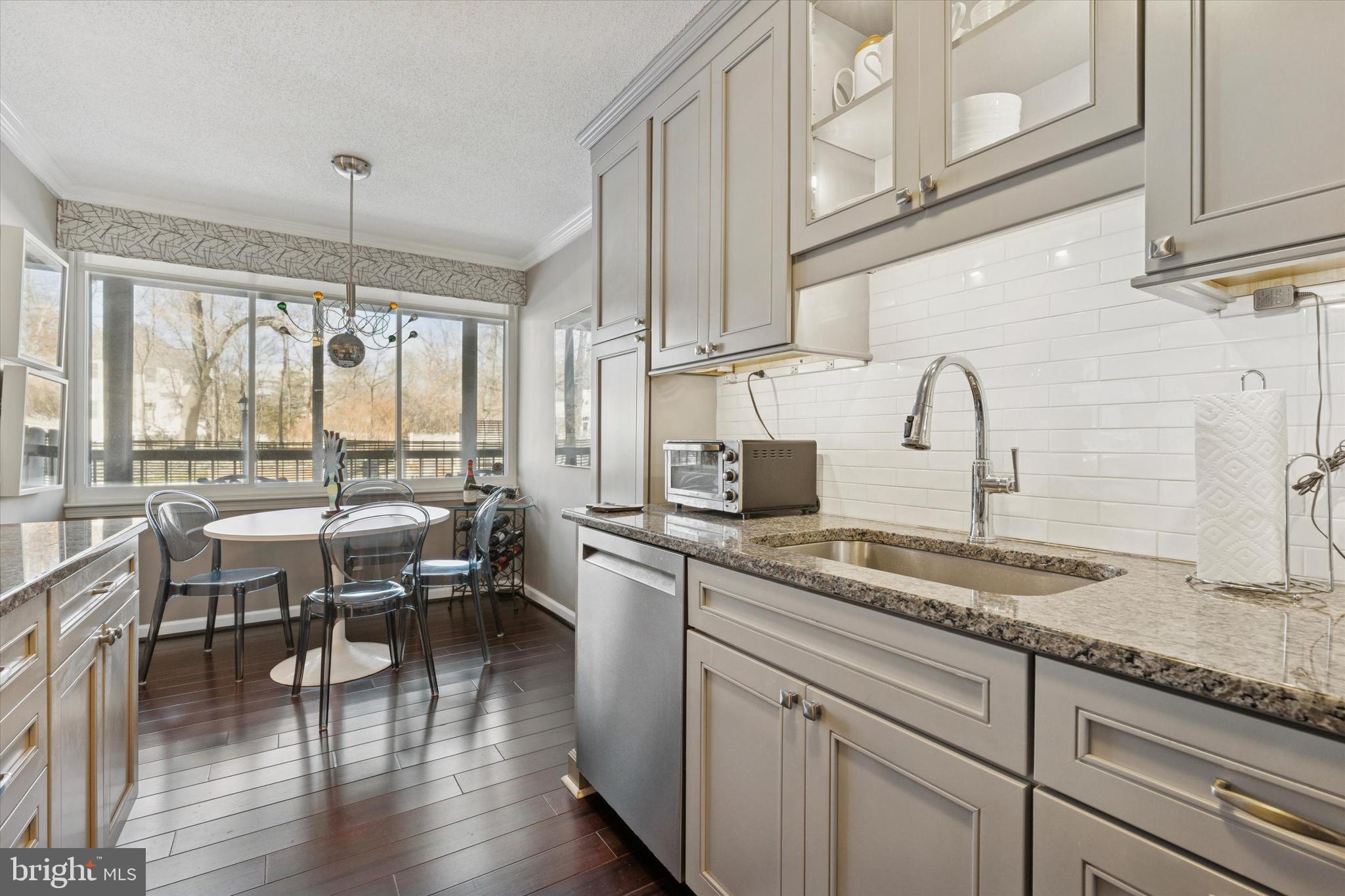 BRIAR HOUSE - Residential