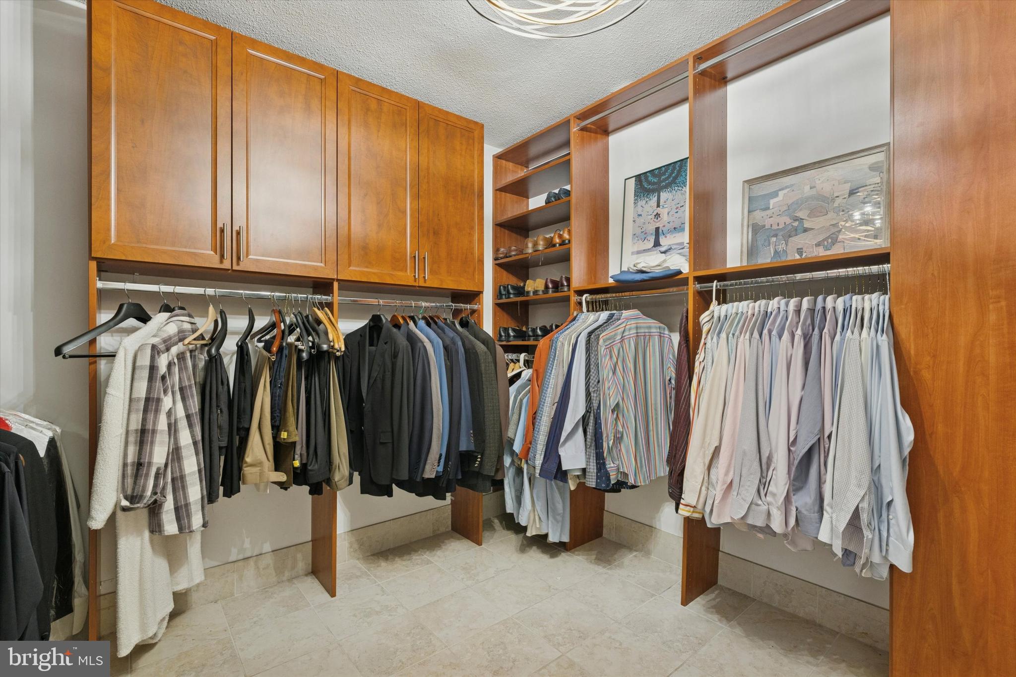 BRIAR HOUSE - Residential