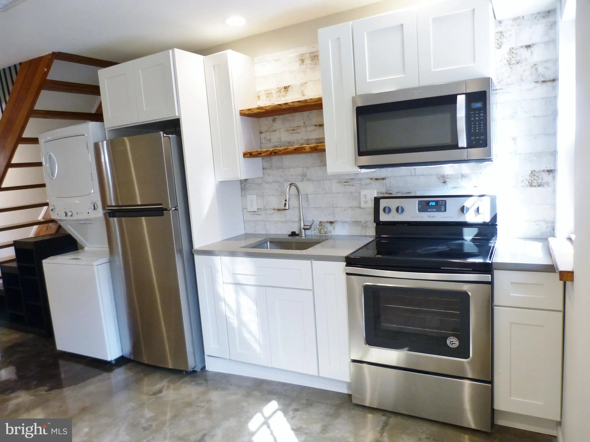 Baltimore, Maryland 21230, United States, 2 Bedrooms Bedrooms, ,1 BathroomBathrooms,Residential,Coming Soon,241139