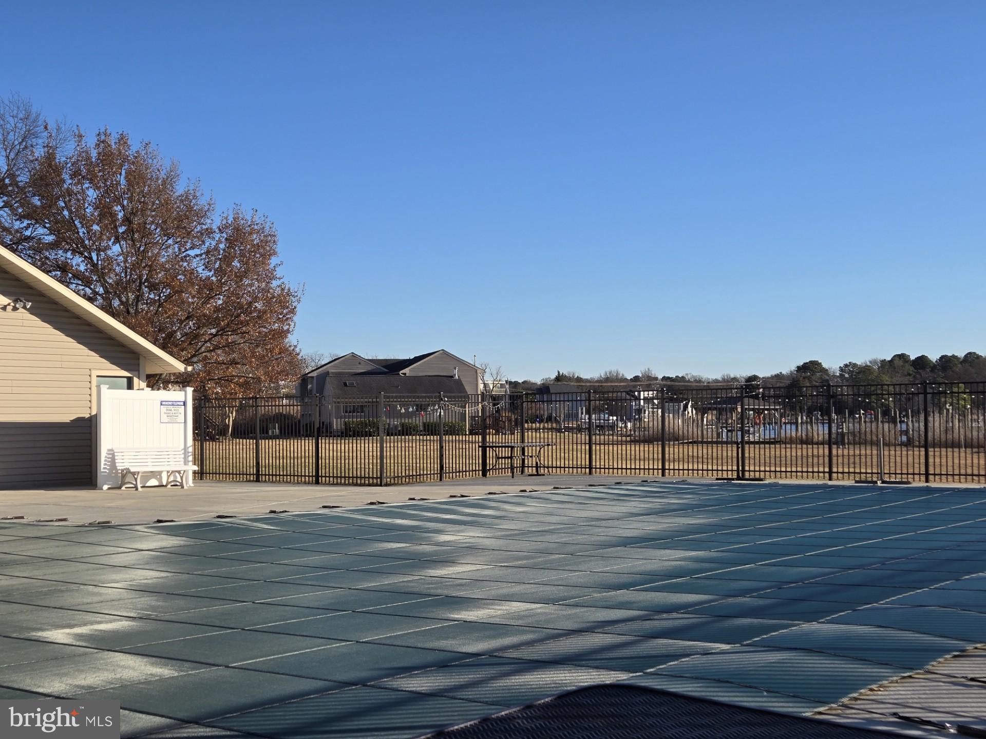 5 MARINERS WAY UNIT 2 2