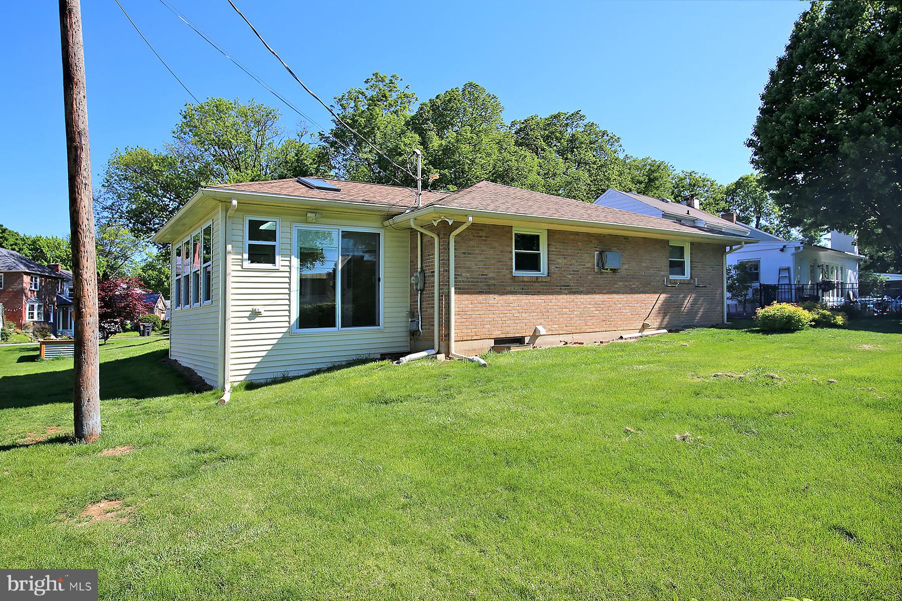 1634 ELM STREET
