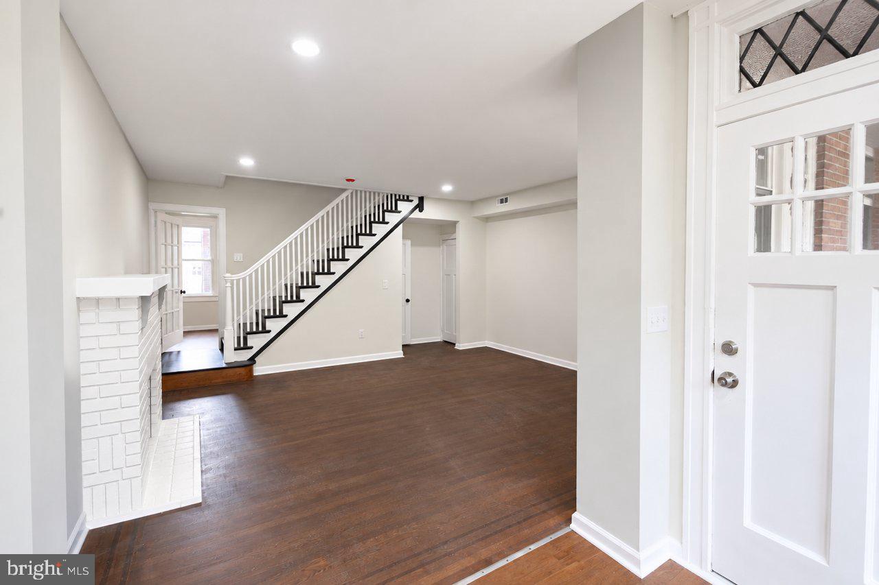 3323 SHANNON DRIVE