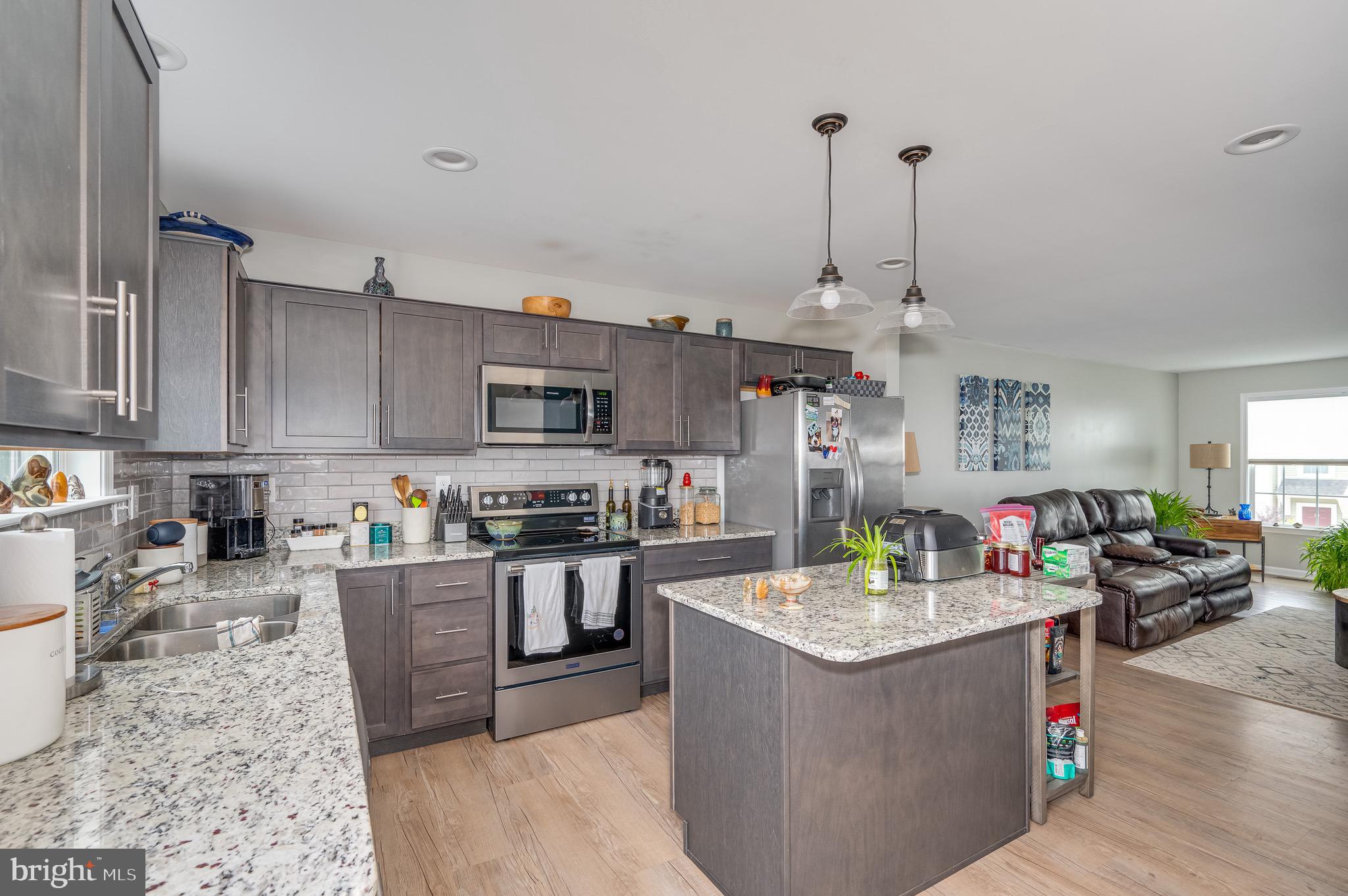 BRIDLE CREEK - Residential