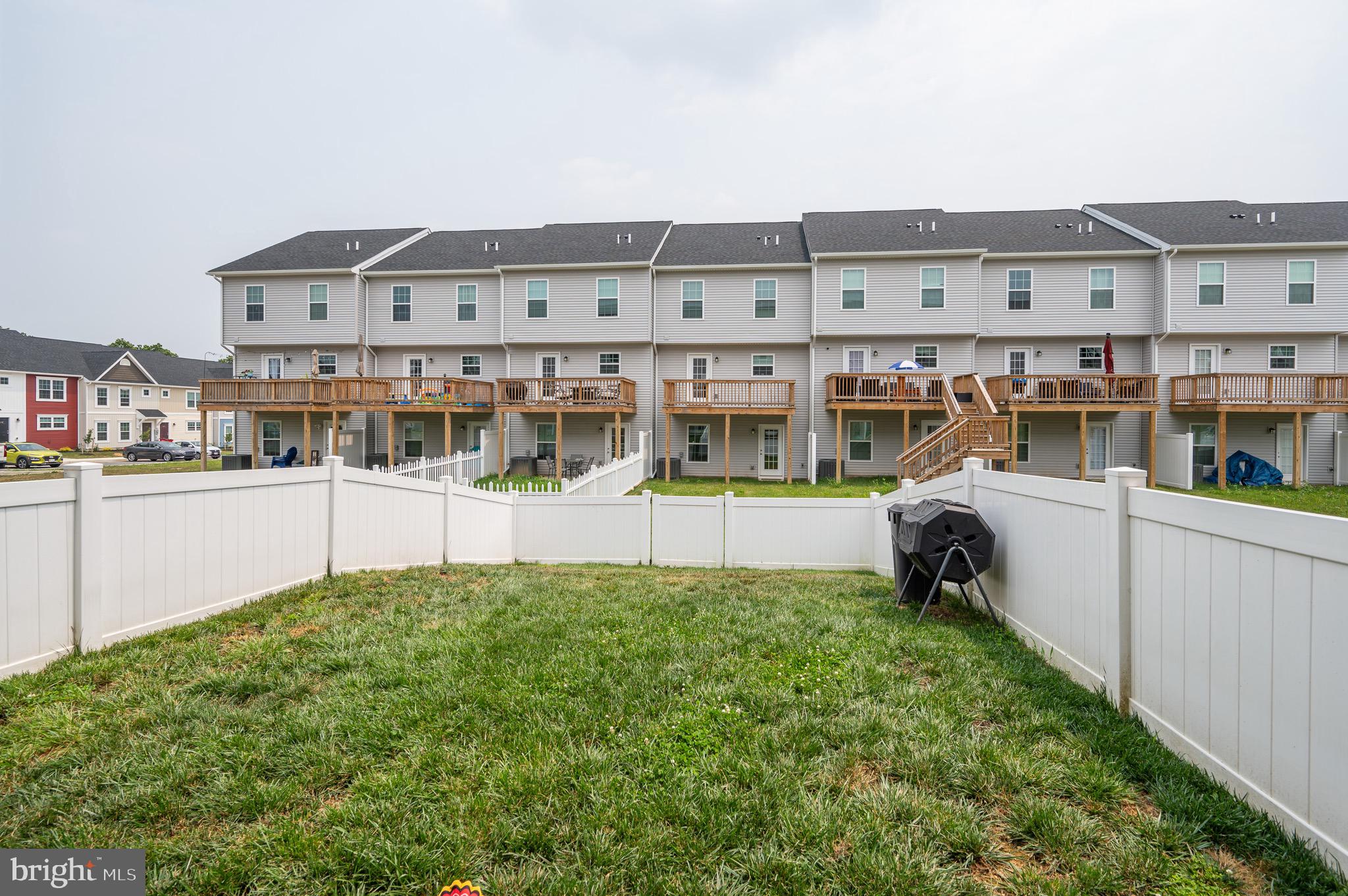 BRIDLE CREEK - Residential