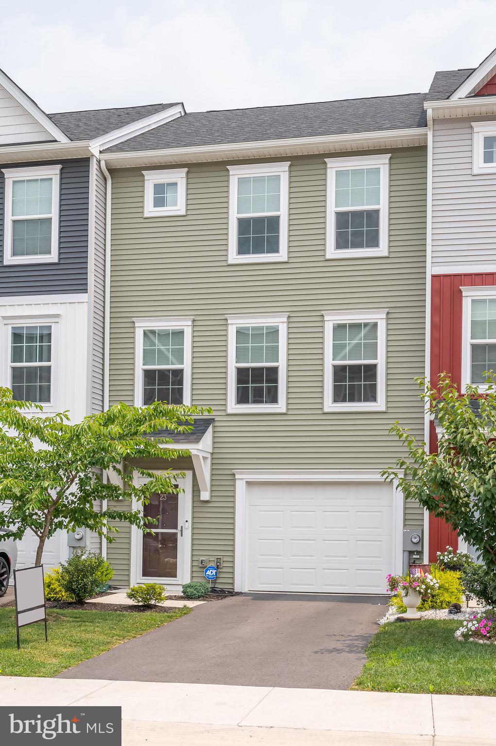 BRIDLE CREEK - Residential