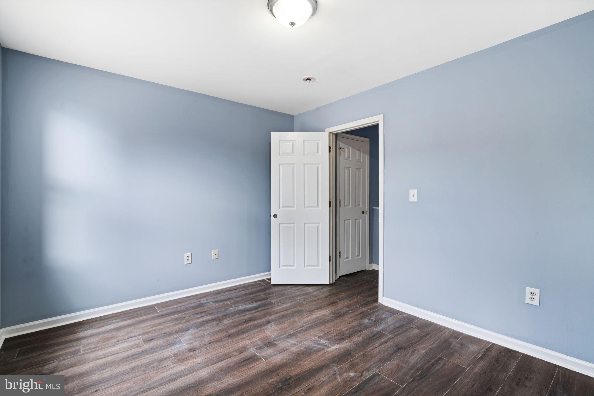 POINT BREEZE - Residential Lease