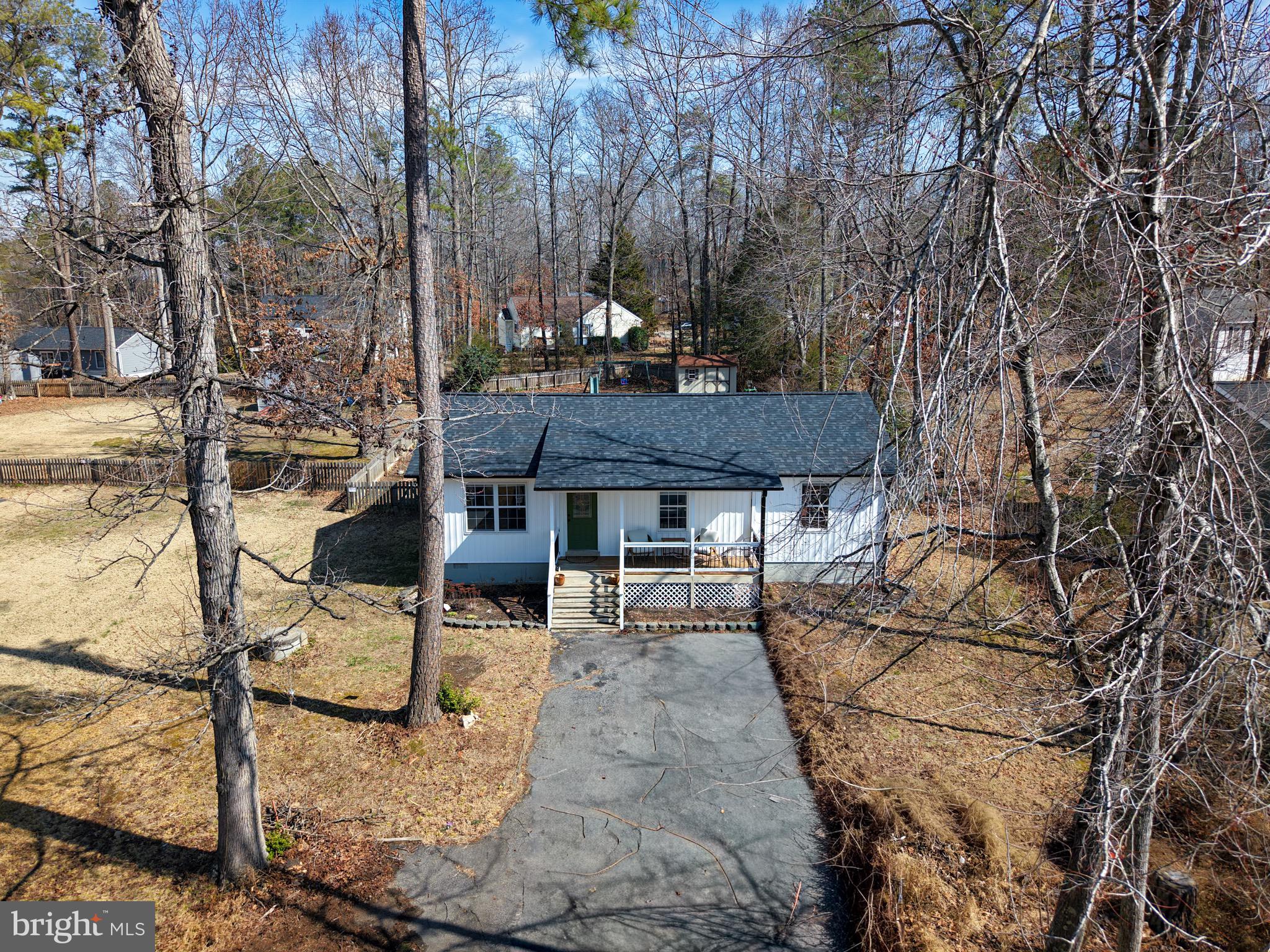LAKE CAROLINE - Residential