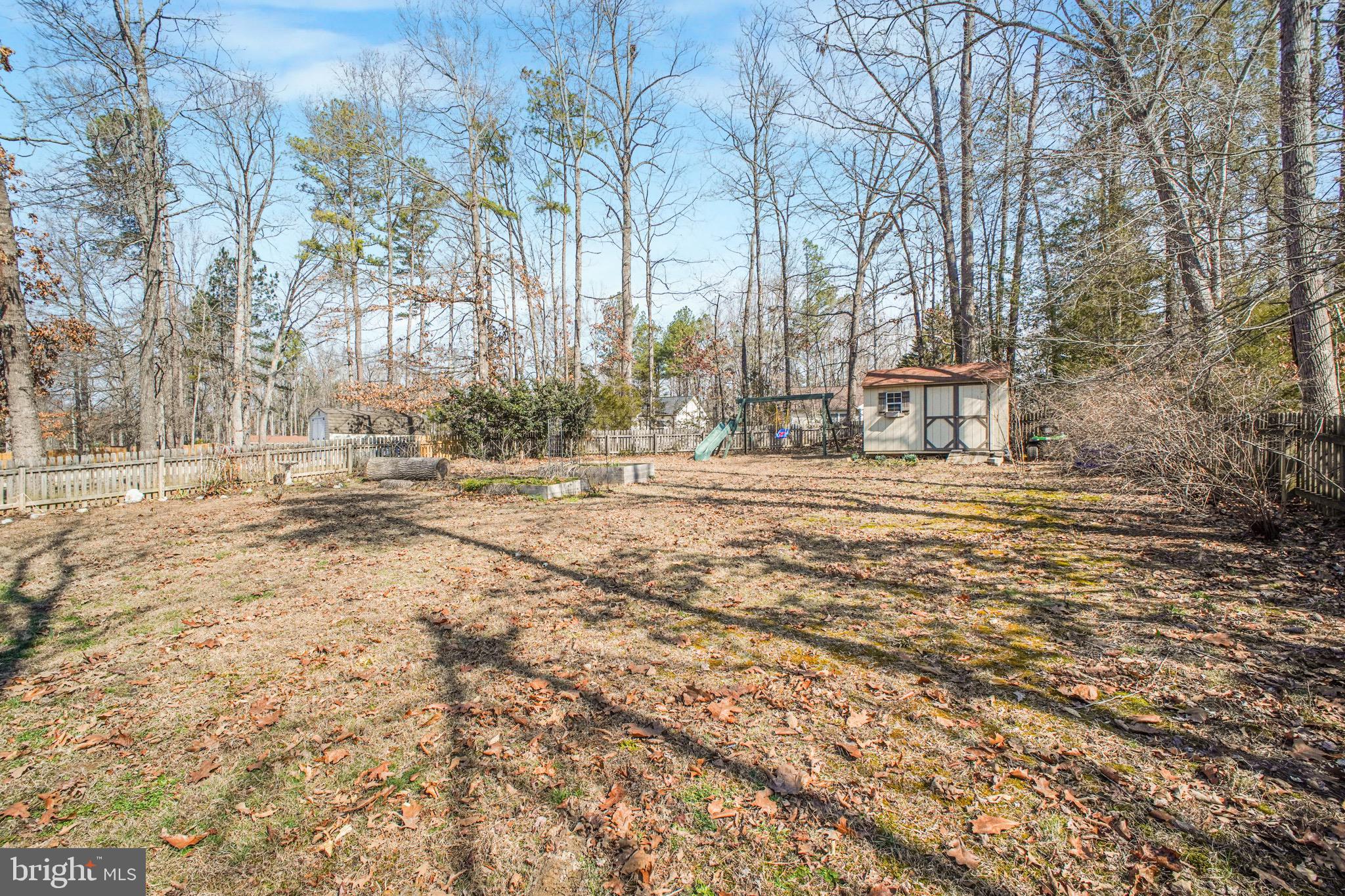 LAKE CAROLINE - Residential