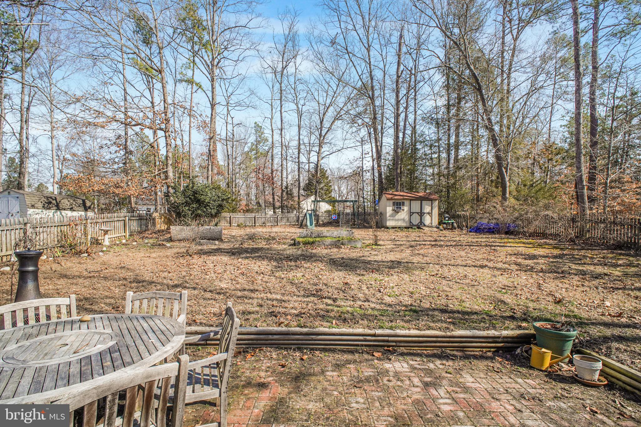 LAKE CAROLINE - Residential