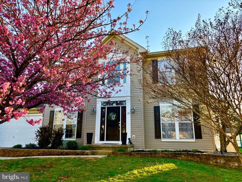 23 EQUESTRIAN DRIVE BURLINGTON NJ 08016