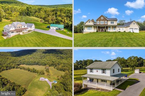 Photo of 8842 Hawbottom Road, MIDDLETOWN, MD 21769 (MLS # MDFR2058510)