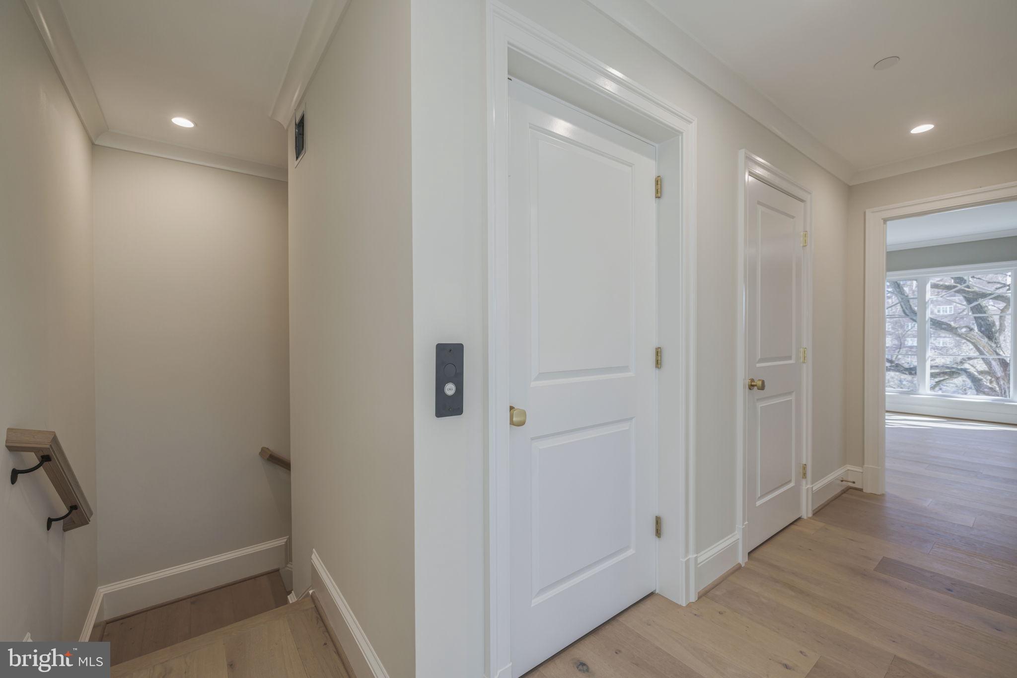GEORGETOWN - Residential