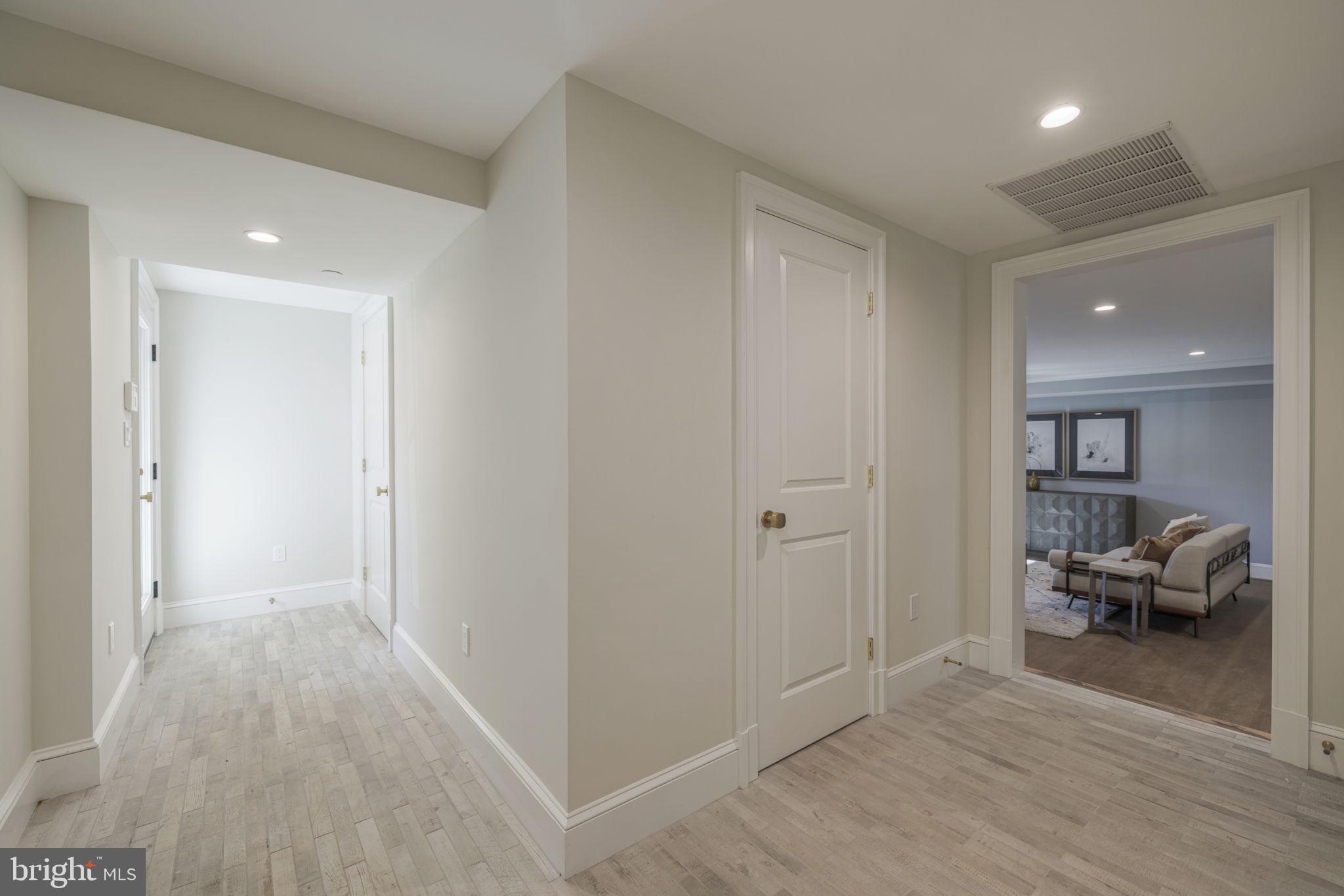 GEORGETOWN - Residential