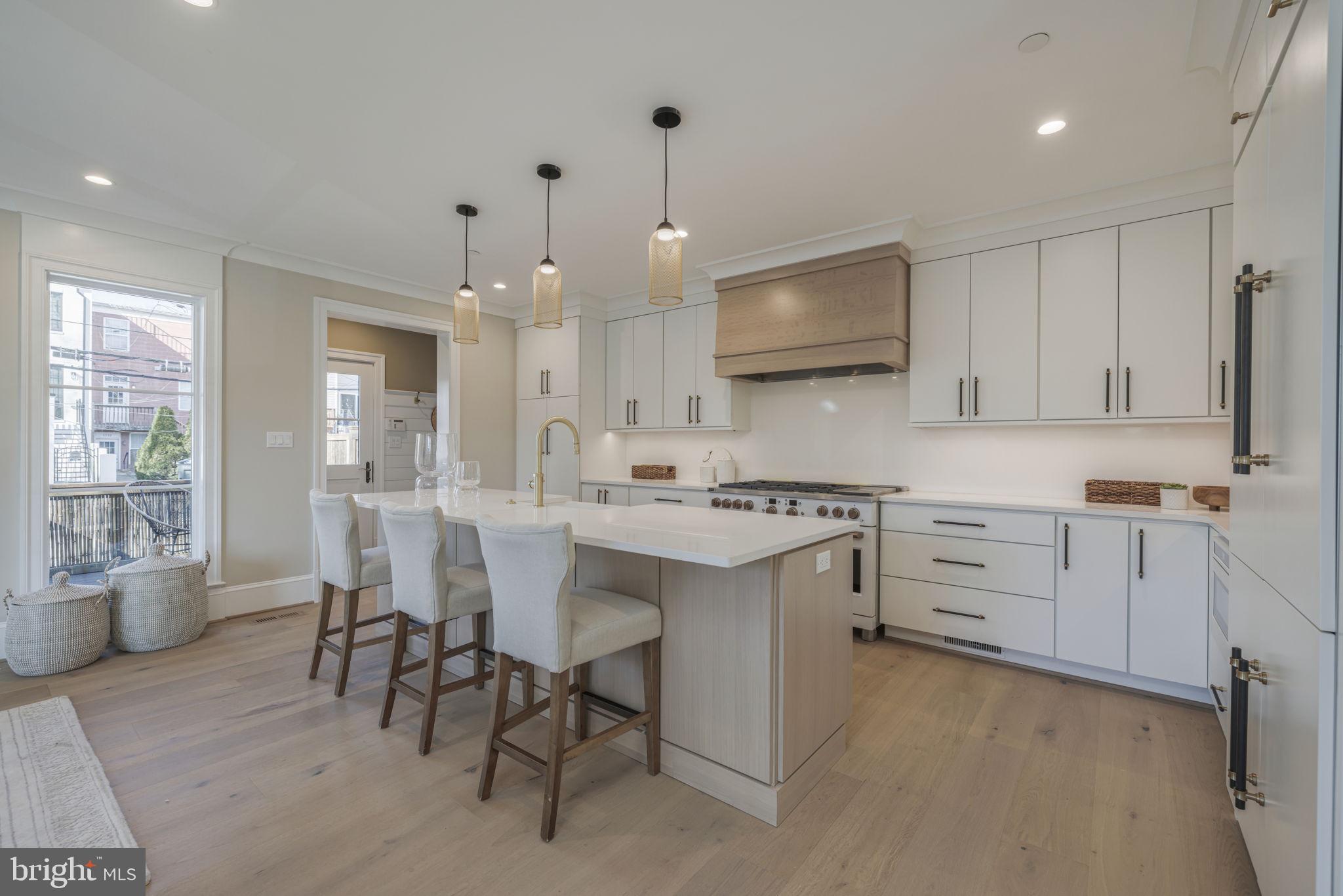 GEORGETOWN - Residential