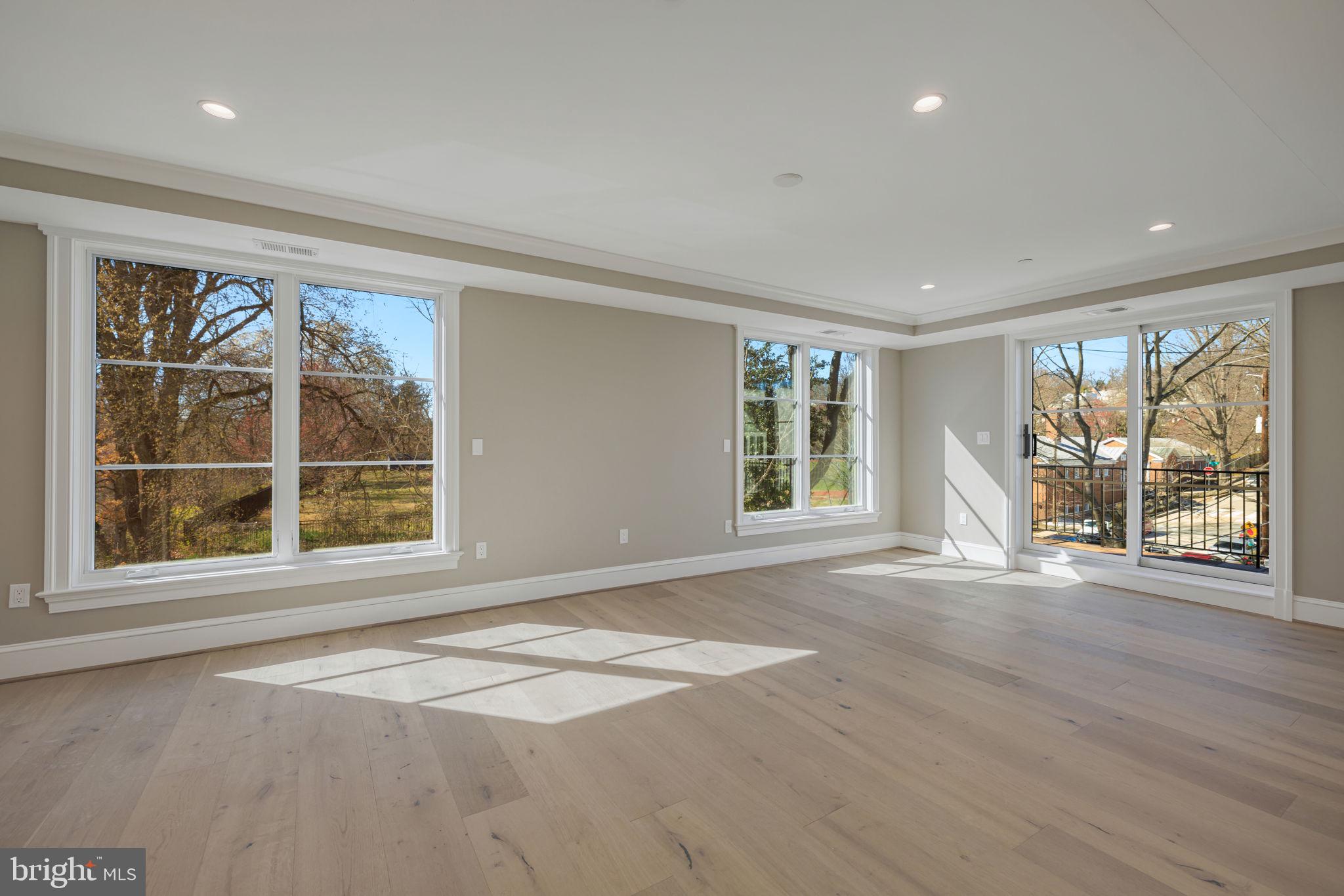 GEORGETOWN - Residential