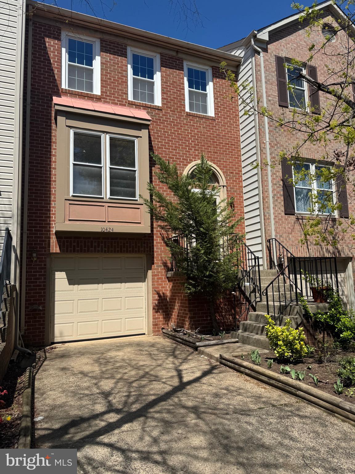 BALLSFORD - Residential Lease