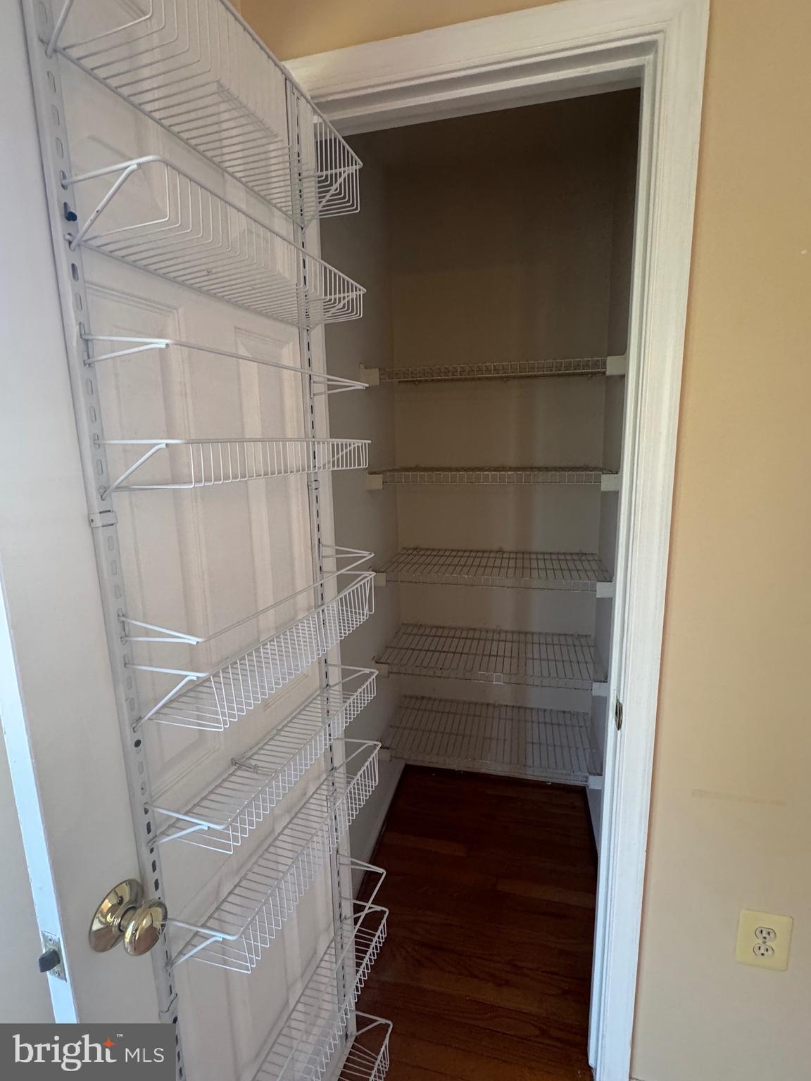 BALLSFORD - Residential Lease