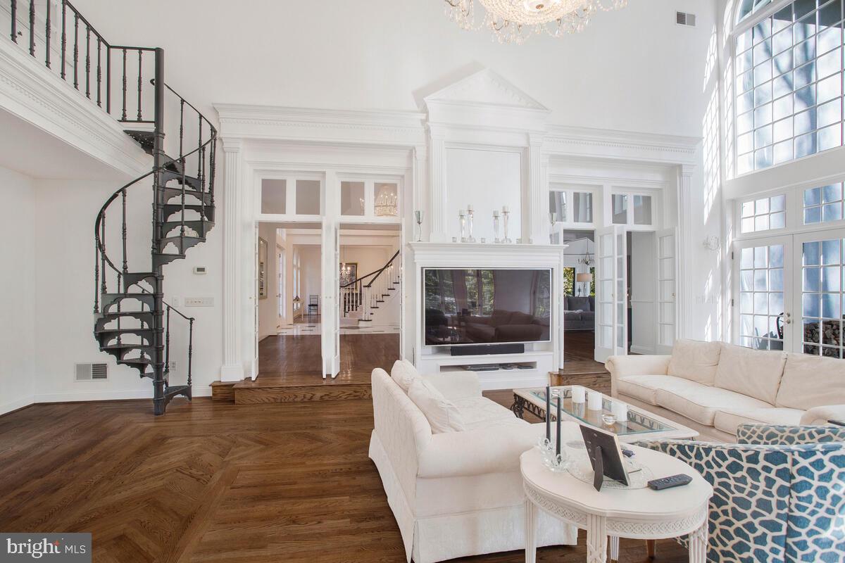 CRANBERRY WOODS - Residential