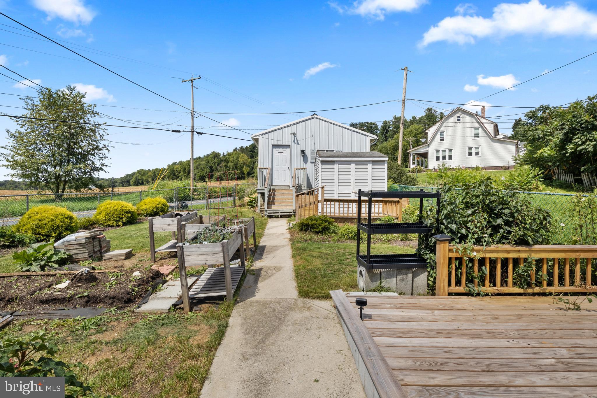 EMIGSVILLE - Residential