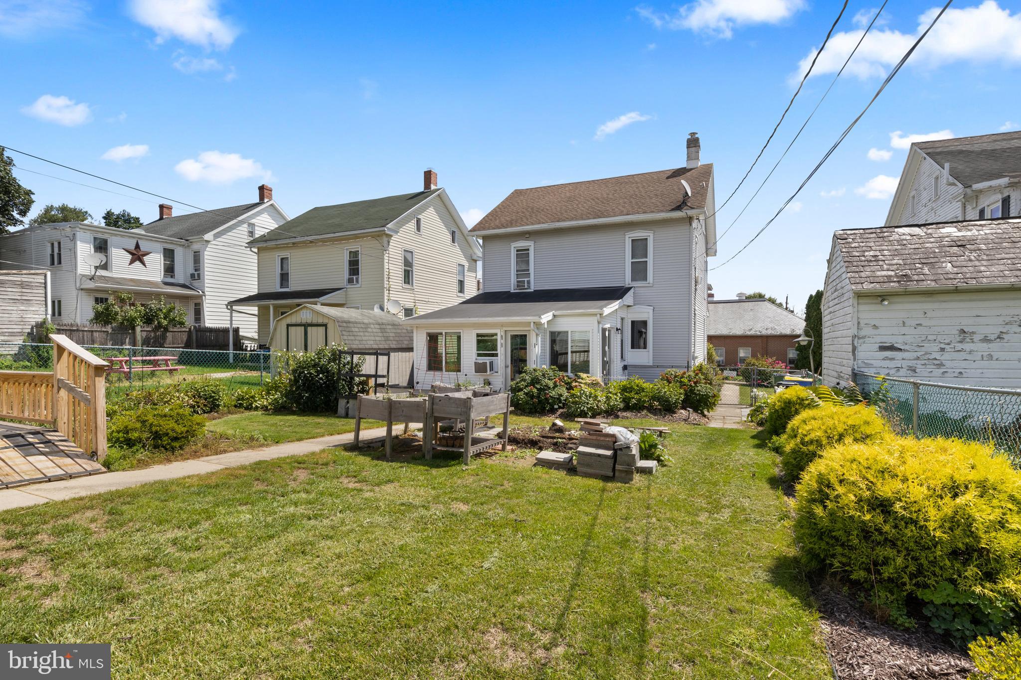 EMIGSVILLE - Residential