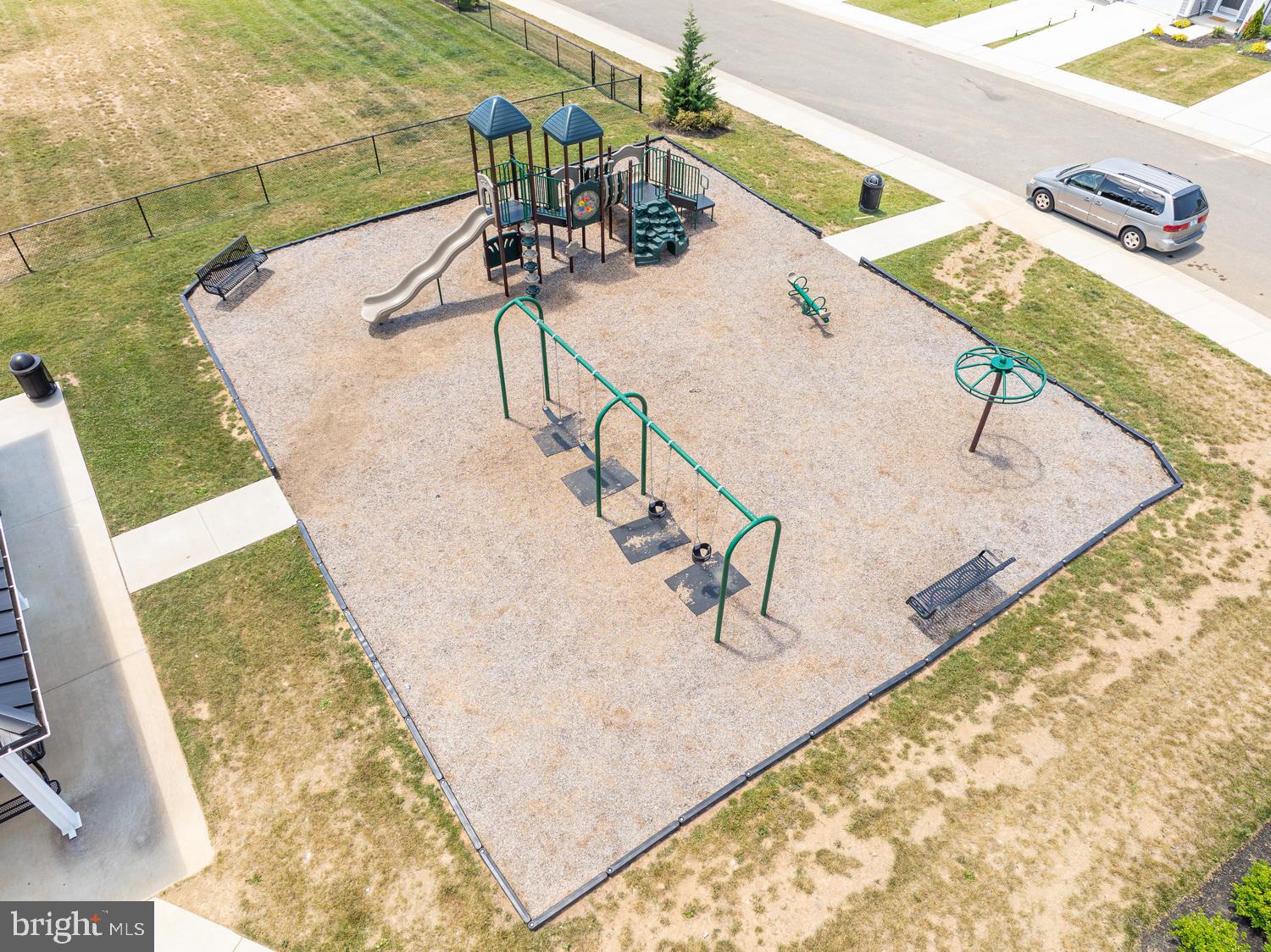 OVERLOOK AT RIVERSIDE TOWNHOMES - Residential Lease