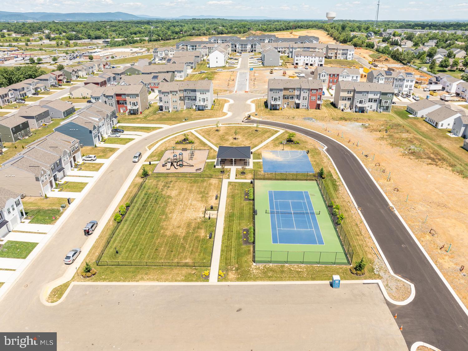 OVERLOOK AT RIVERSIDE TOWNHOMES - Residential Lease