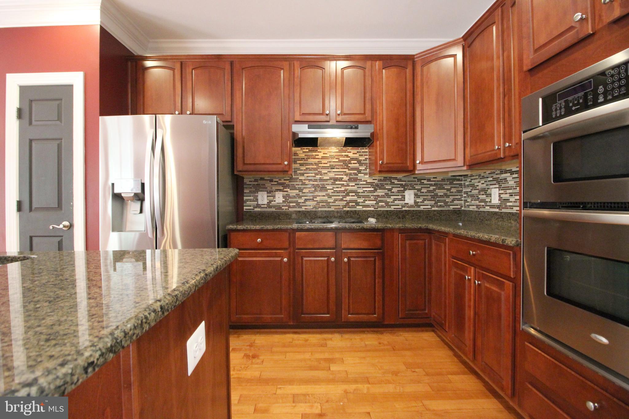 ELMWOOD - Residential Lease