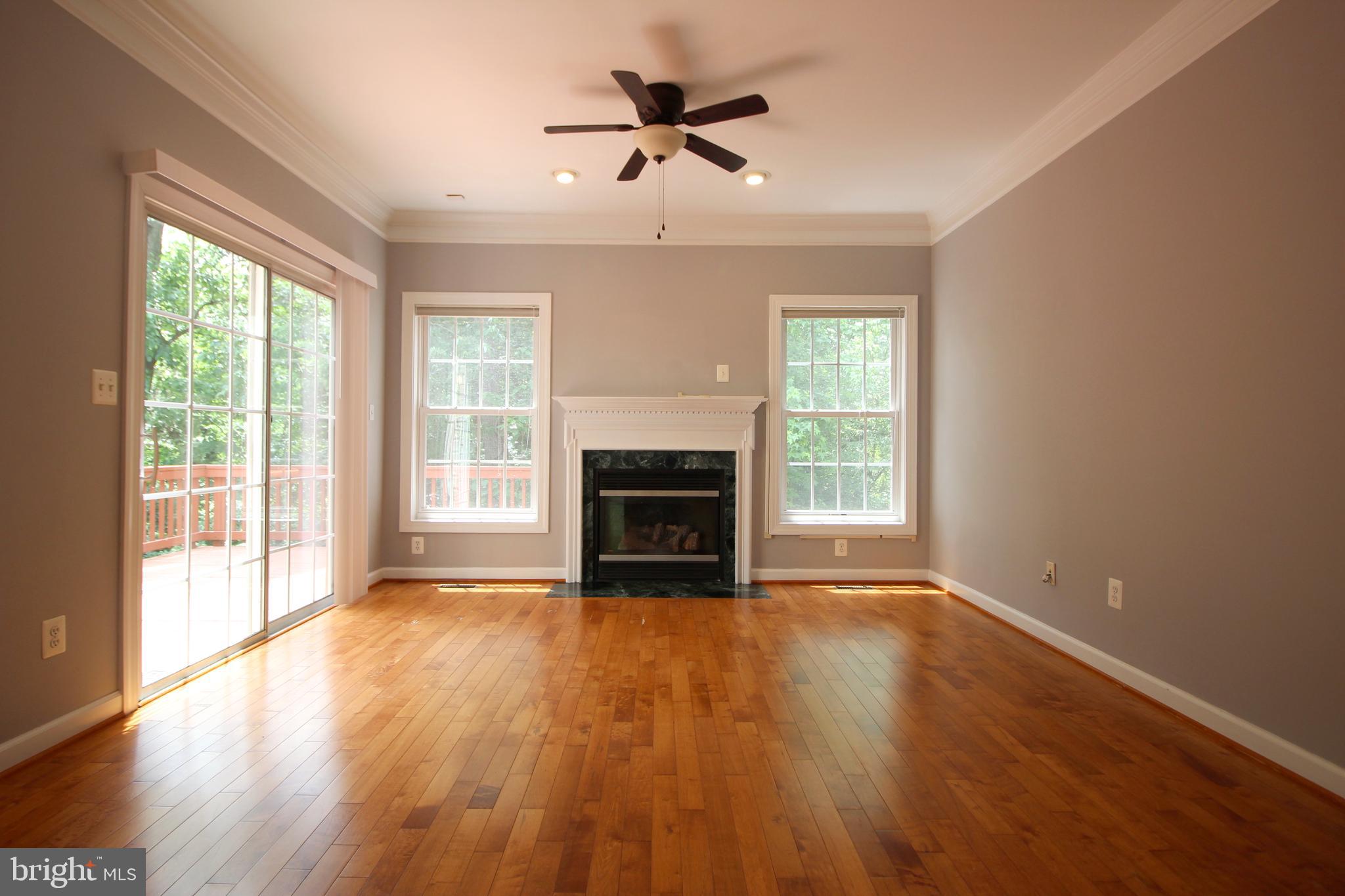 ELMWOOD - Residential Lease