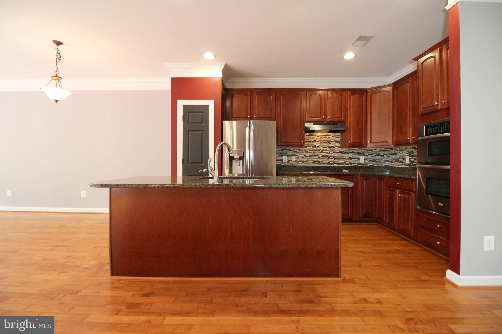 ELMWOOD - Residential Lease