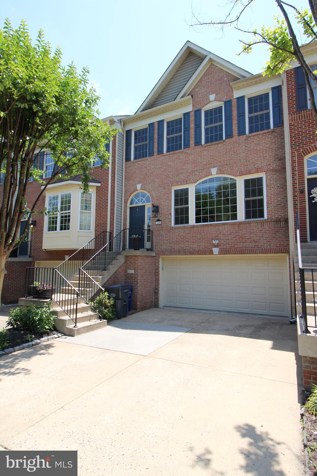 ELMWOOD - Residential Lease