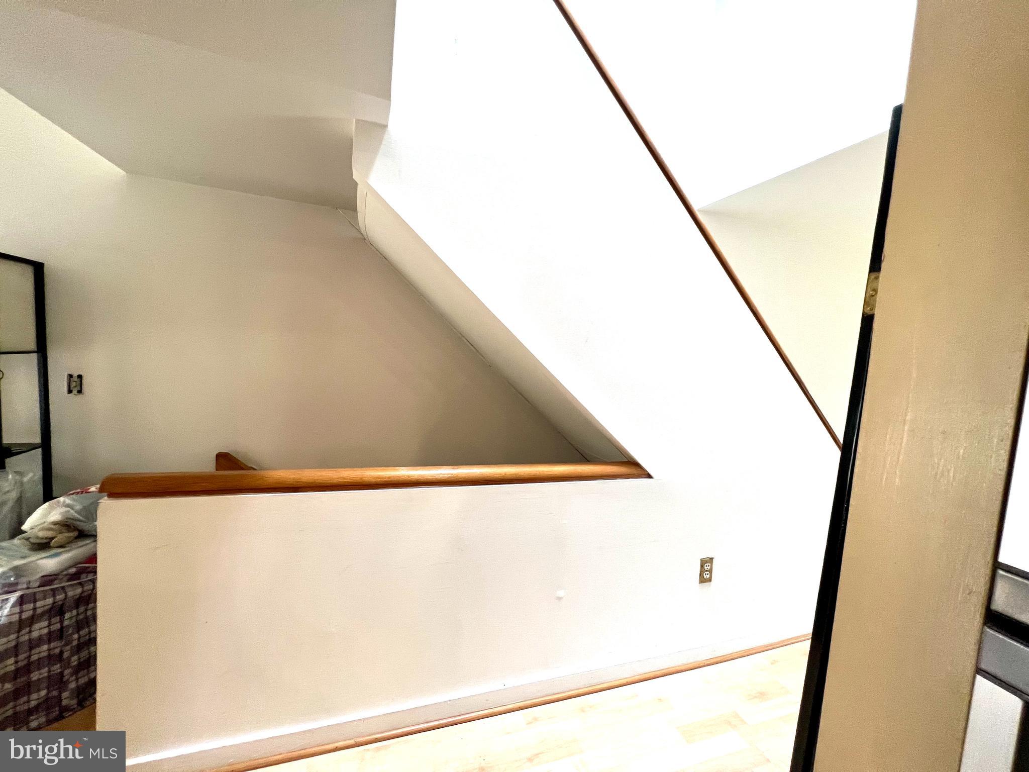 COLD SPRING NEWTOWN - Residential