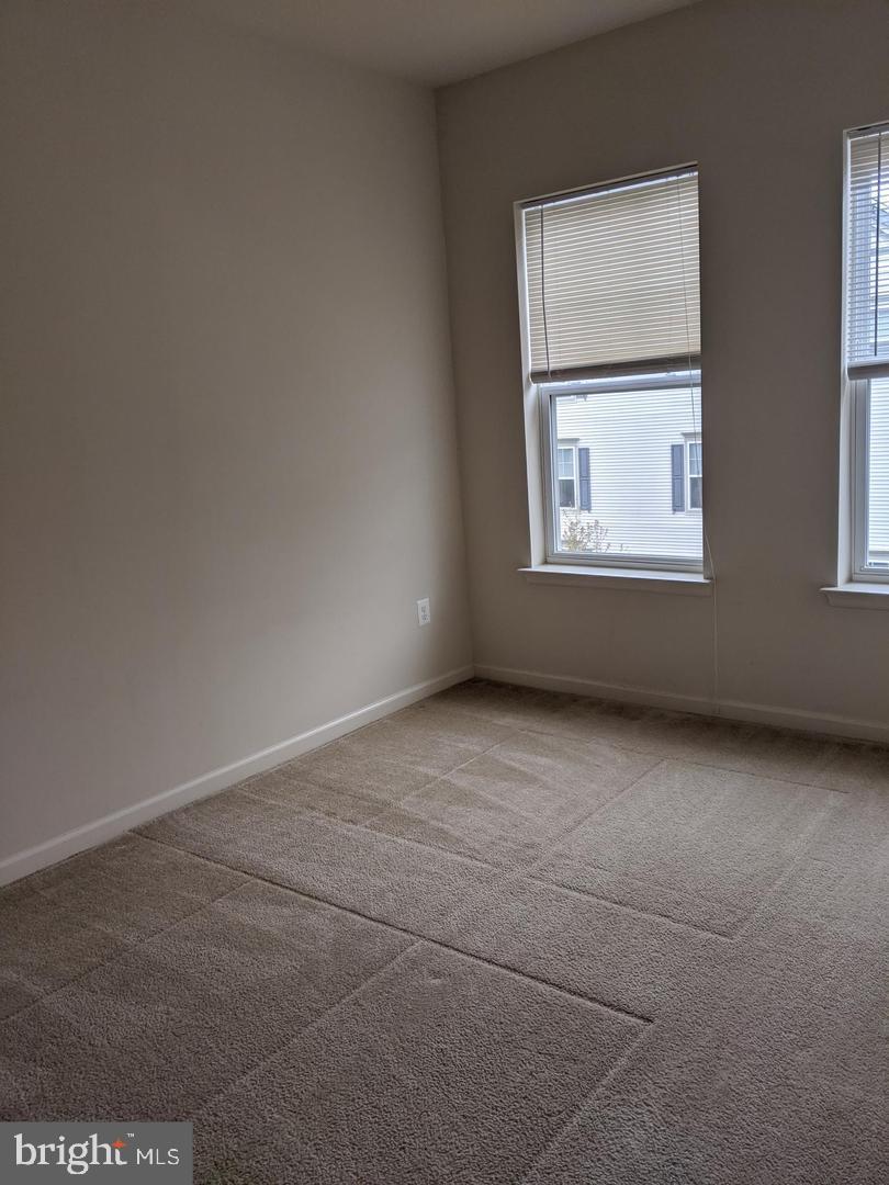 GALLERY PARK - Residential Lease