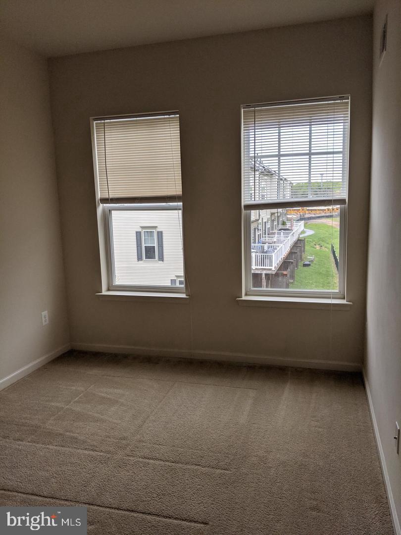 GALLERY PARK - Residential Lease