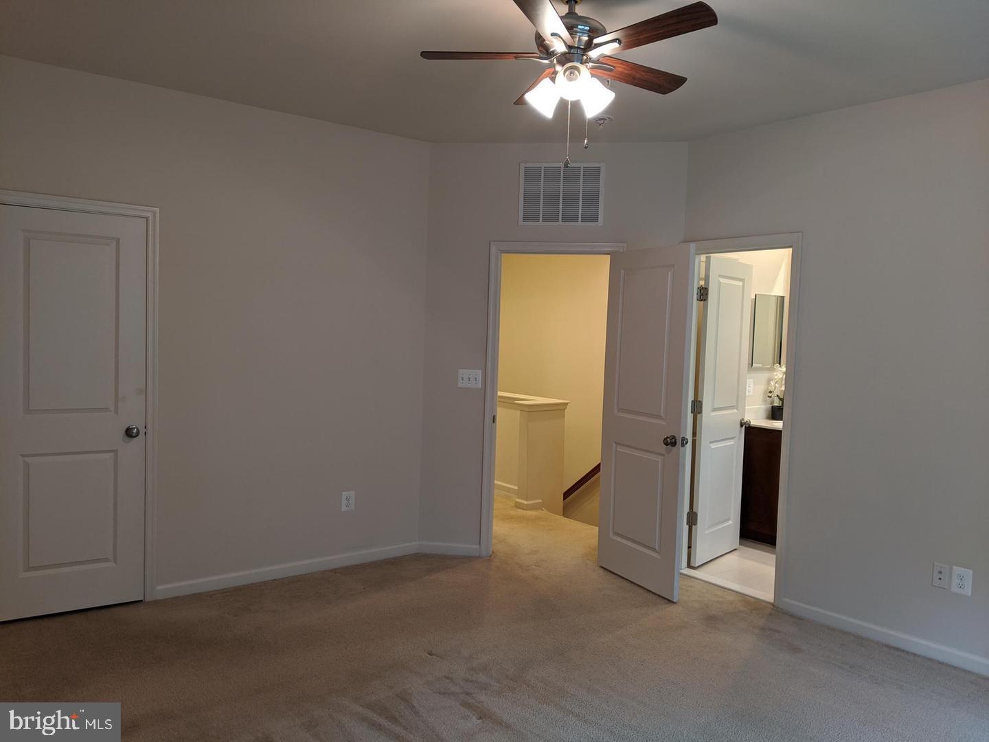 GALLERY PARK - Residential Lease