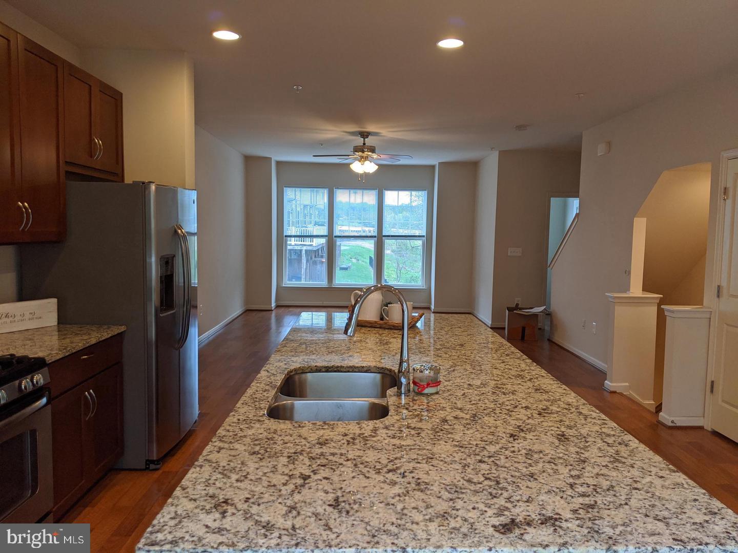 GALLERY PARK - Residential Lease