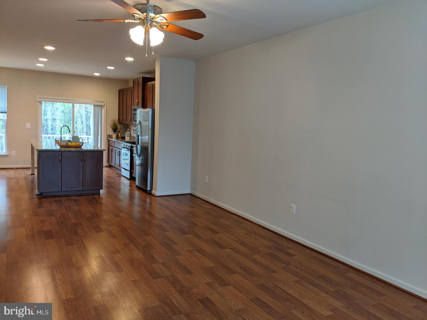 GALLERY PARK - Residential Lease