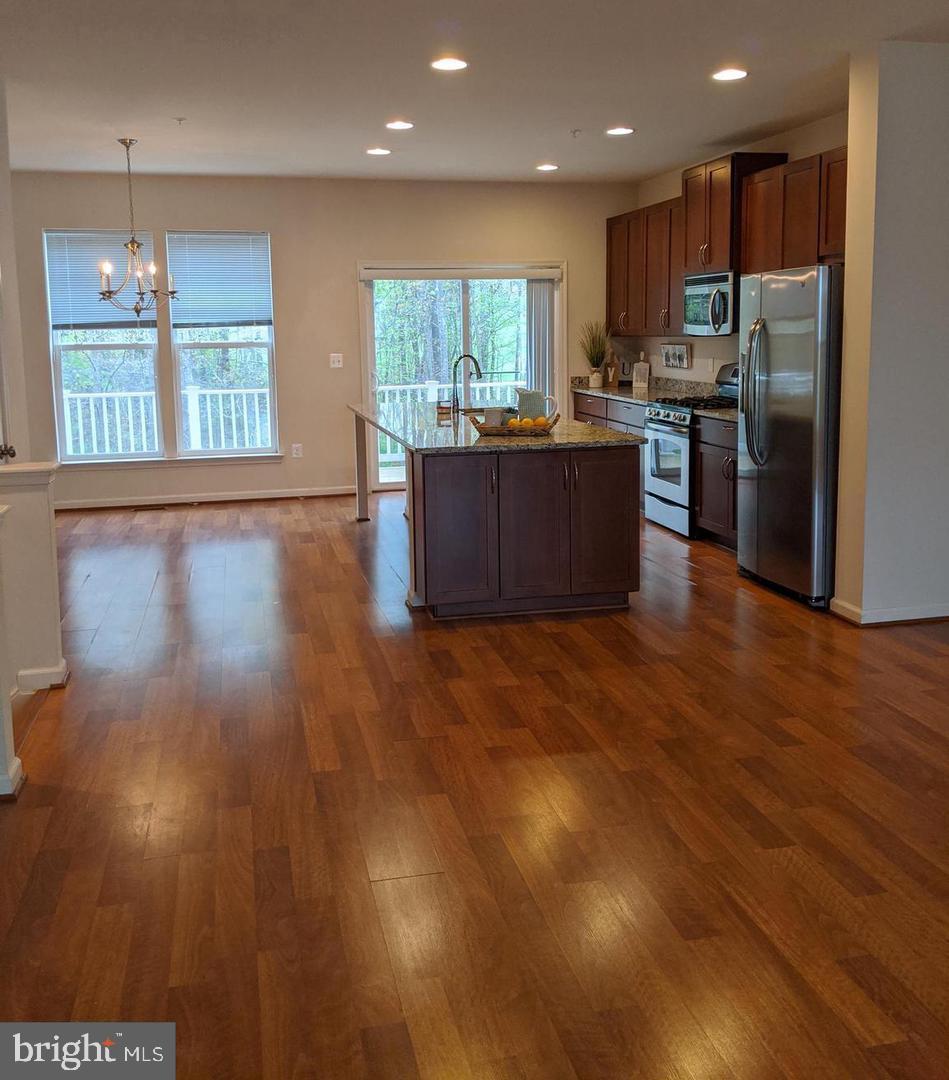 GALLERY PARK - Residential Lease