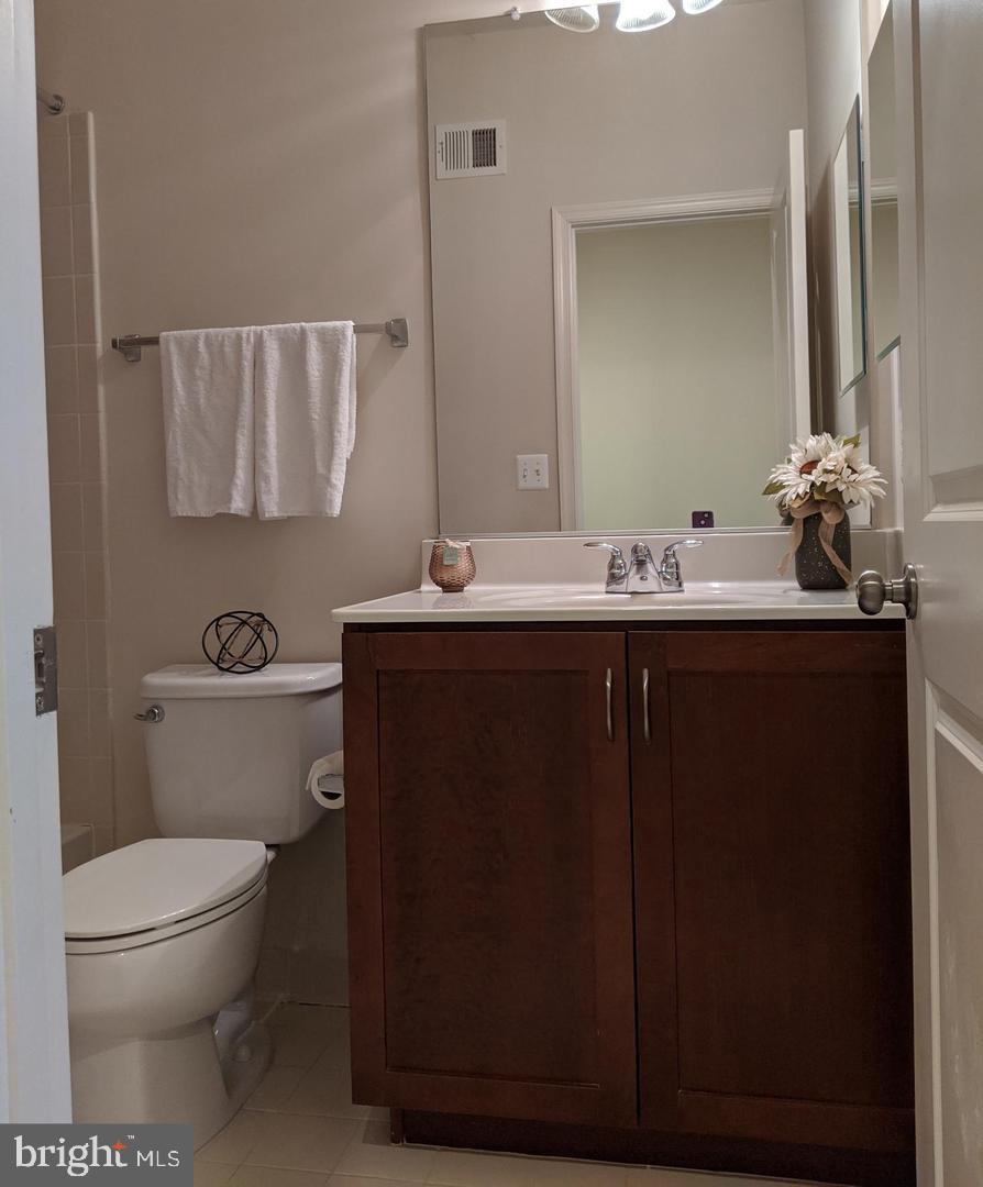 GALLERY PARK - Residential Lease