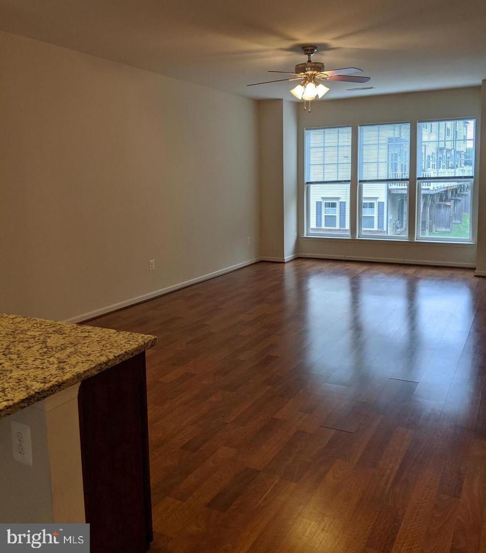 GALLERY PARK - Residential Lease