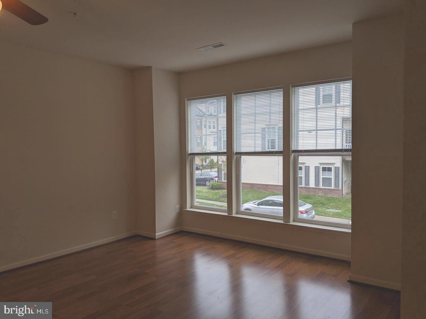 GALLERY PARK - Residential Lease