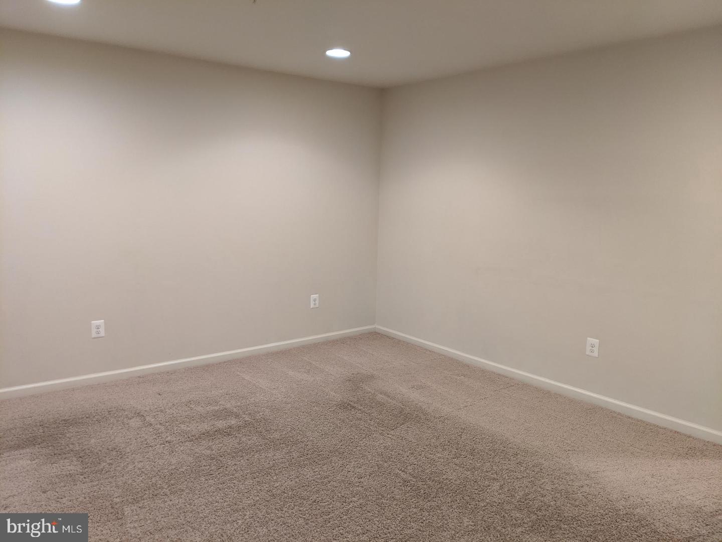 GALLERY PARK - Residential Lease