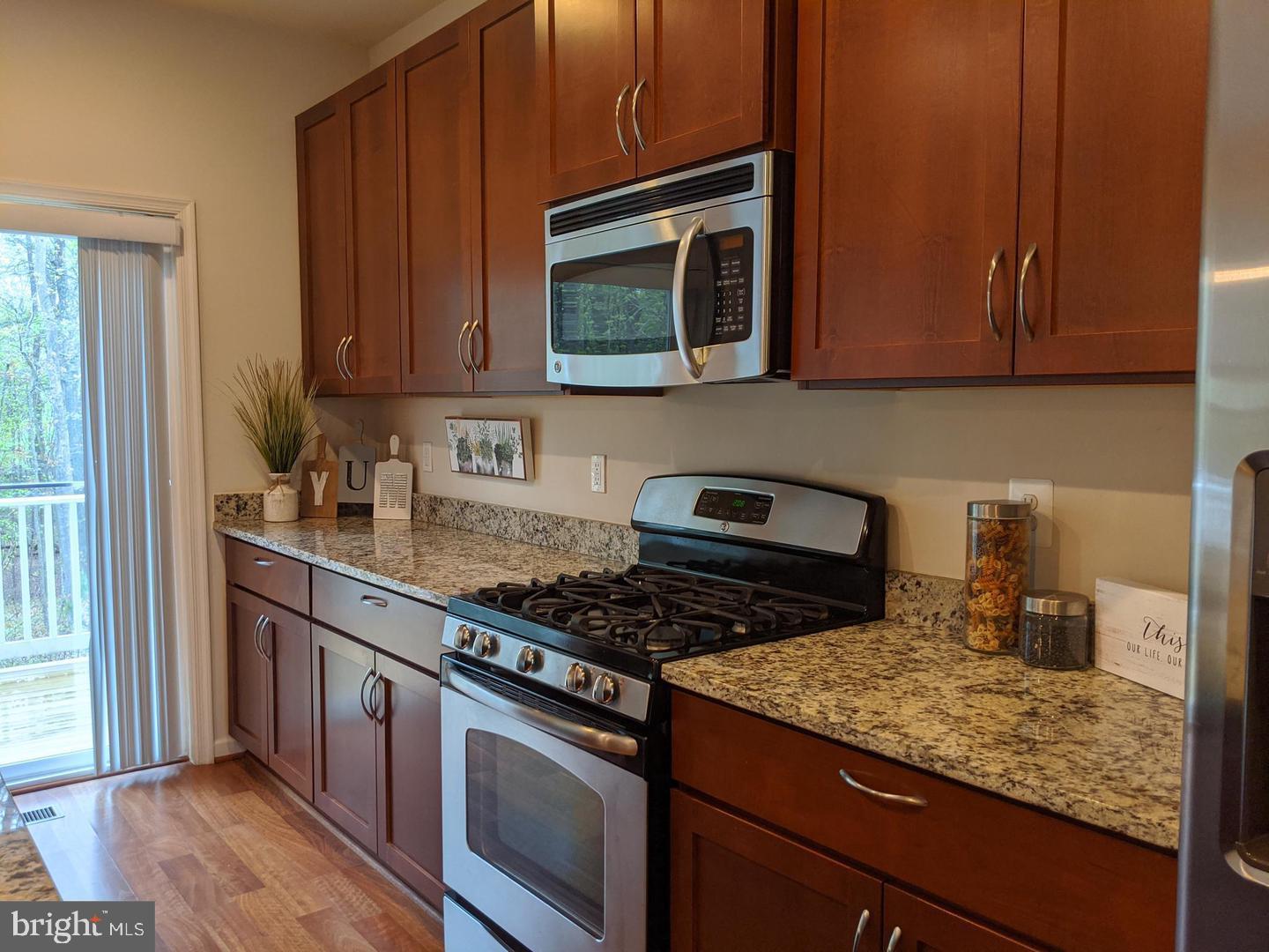 GALLERY PARK - Residential Lease