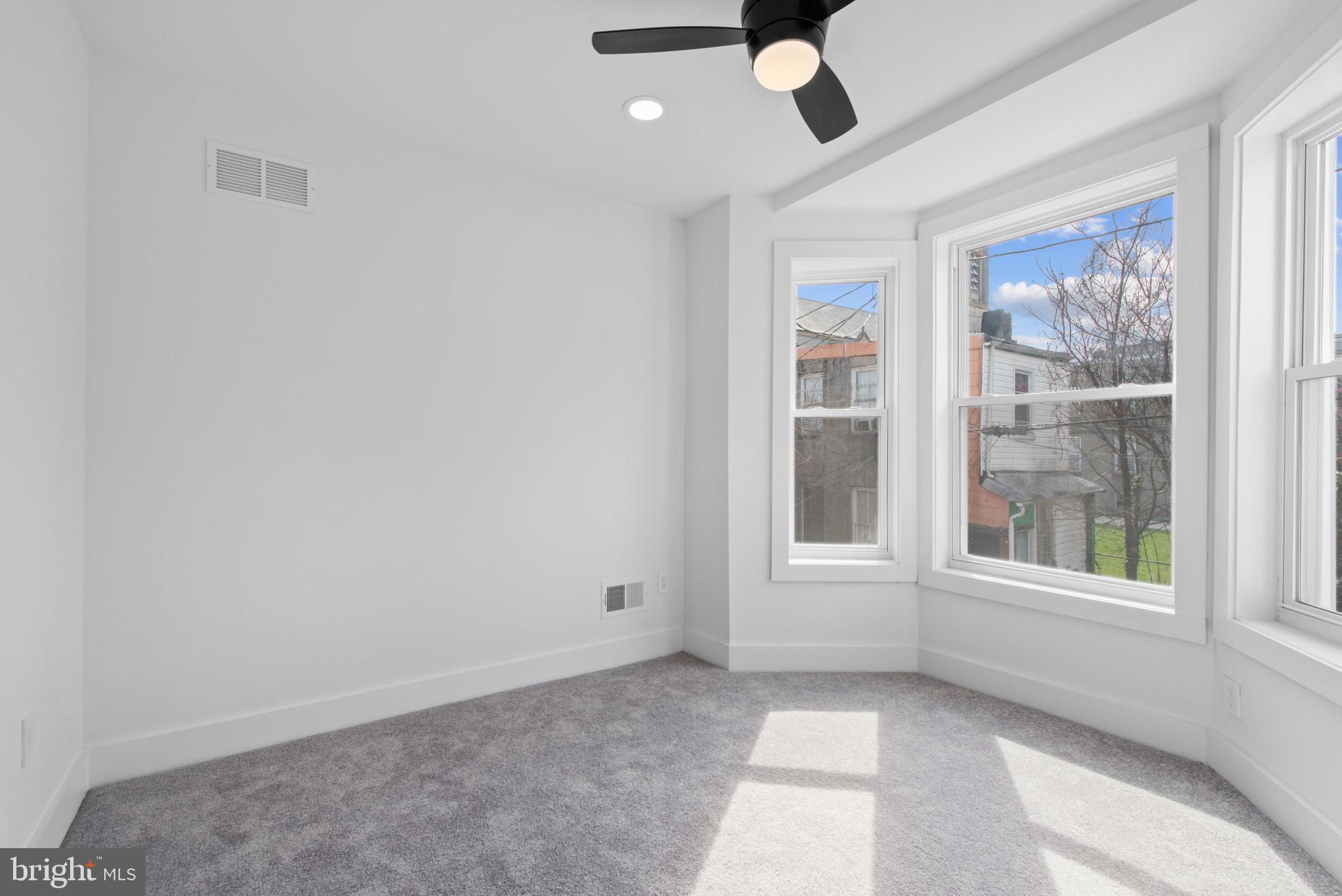 OLIVER - Residential