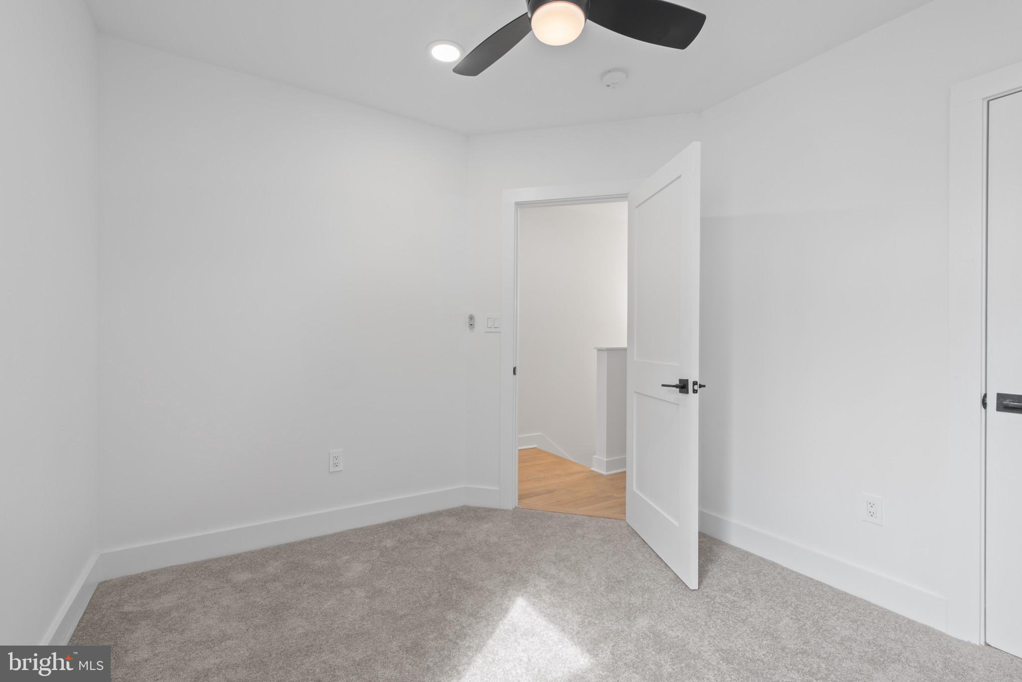 OLIVER - Residential