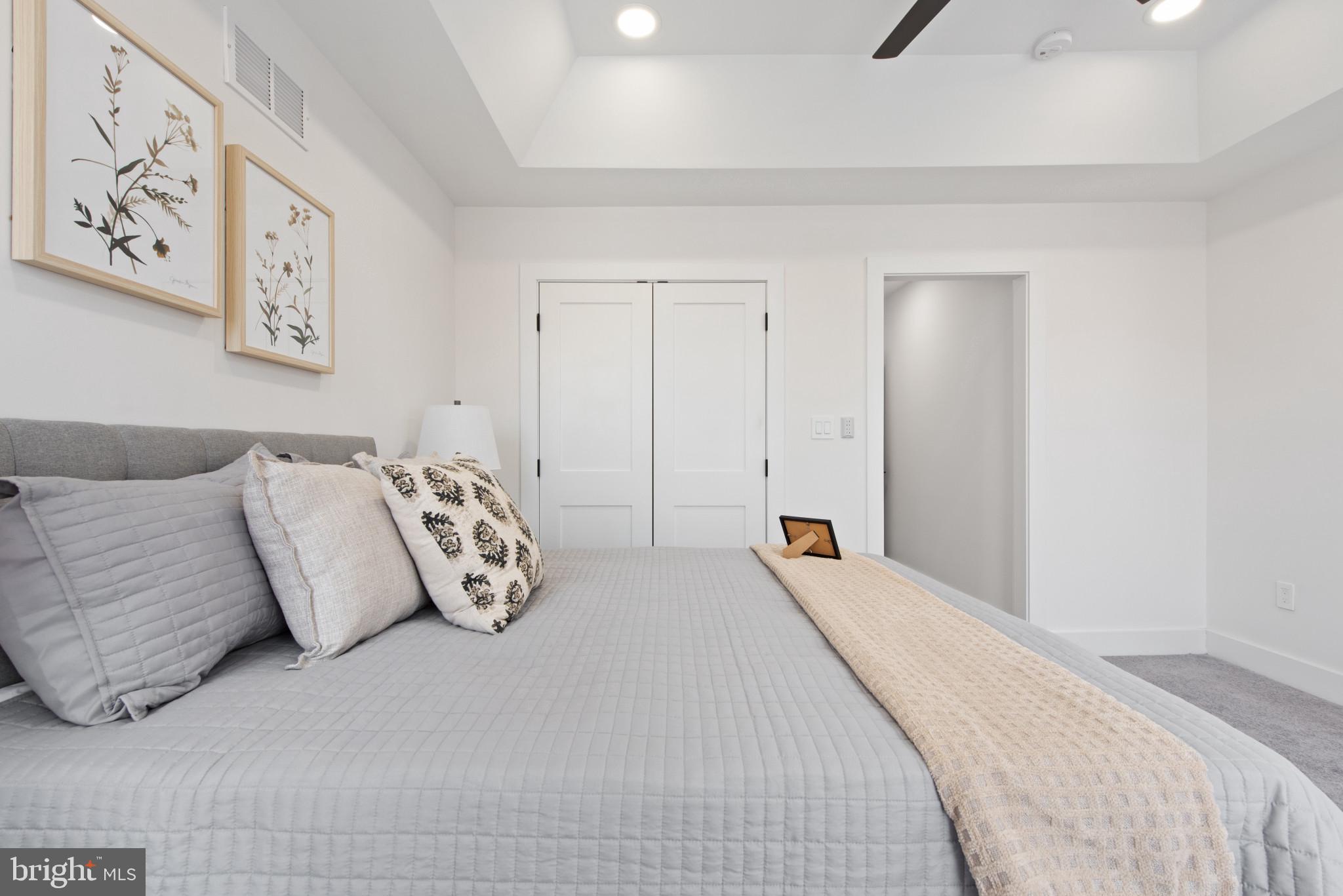 OLIVER - Residential